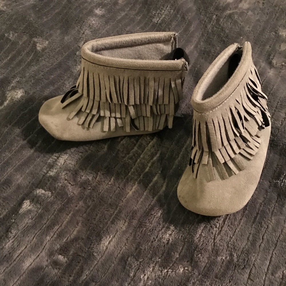 Baby toddler gray moccasin boots